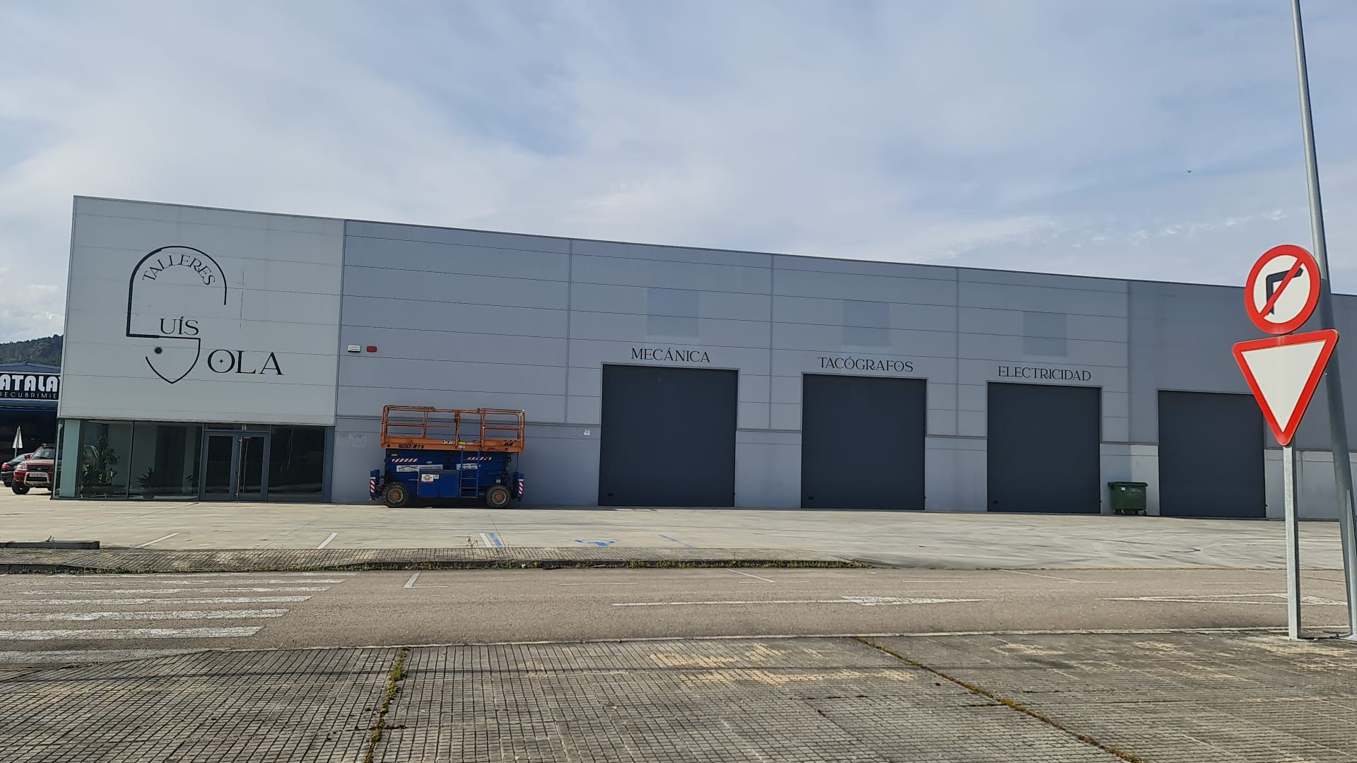 Talleres Luis Sola — Fotos 3